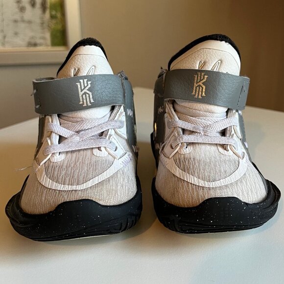 Nike Hightops Size 5c - Picture 4 of 6